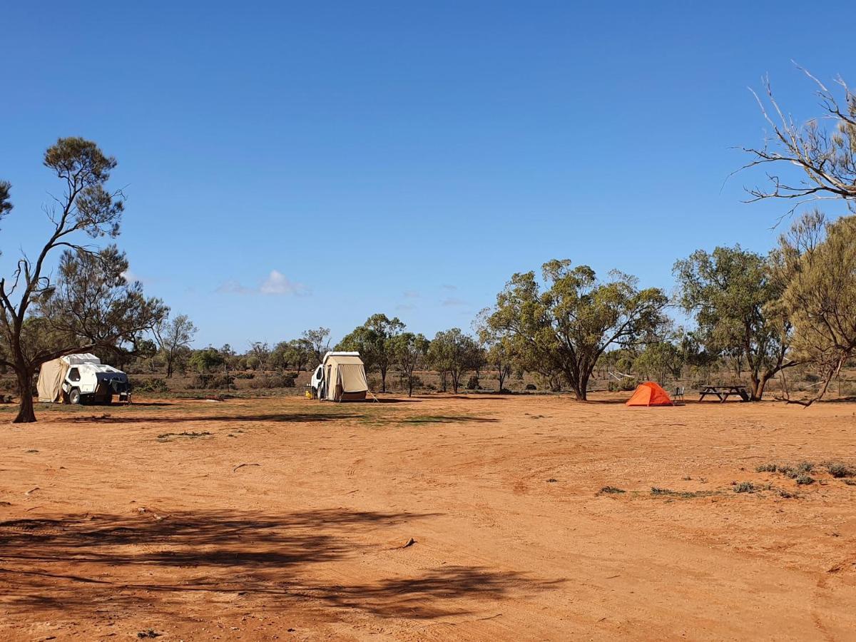 Hotel Mungo Roo Bunkhouse And Glamping Exterior foto